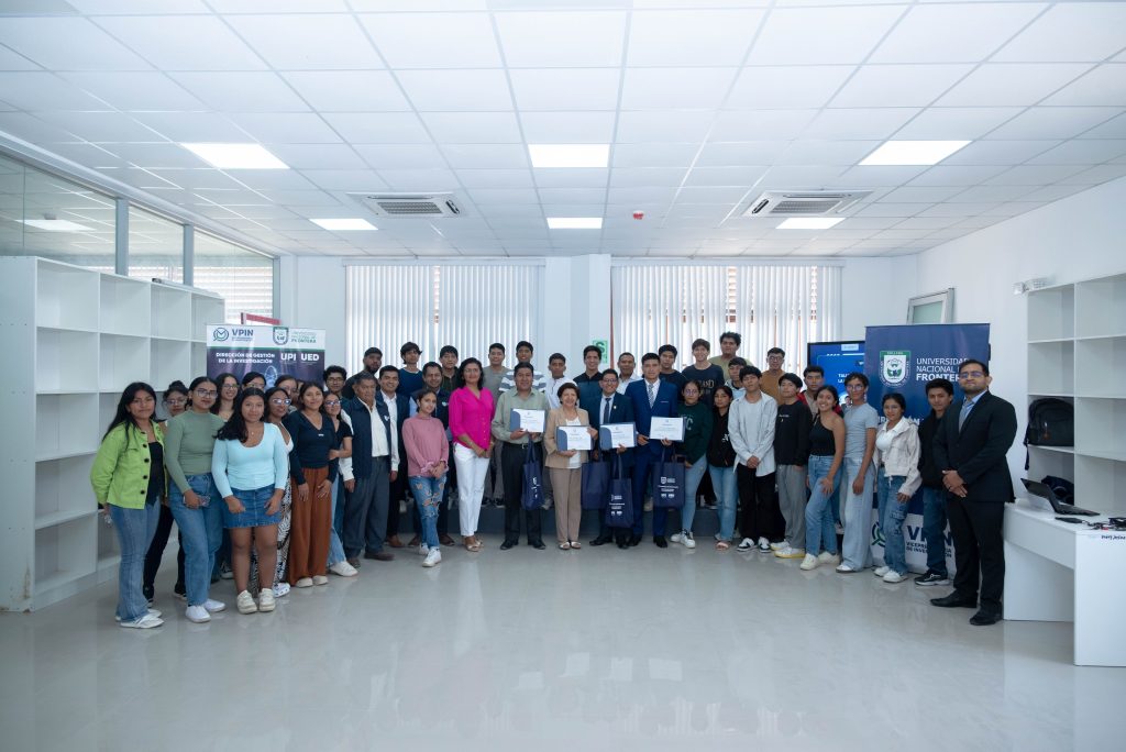 UNF impulsa análisis sobre impacto social desde la ingeniería económica en nuevo workshop académico